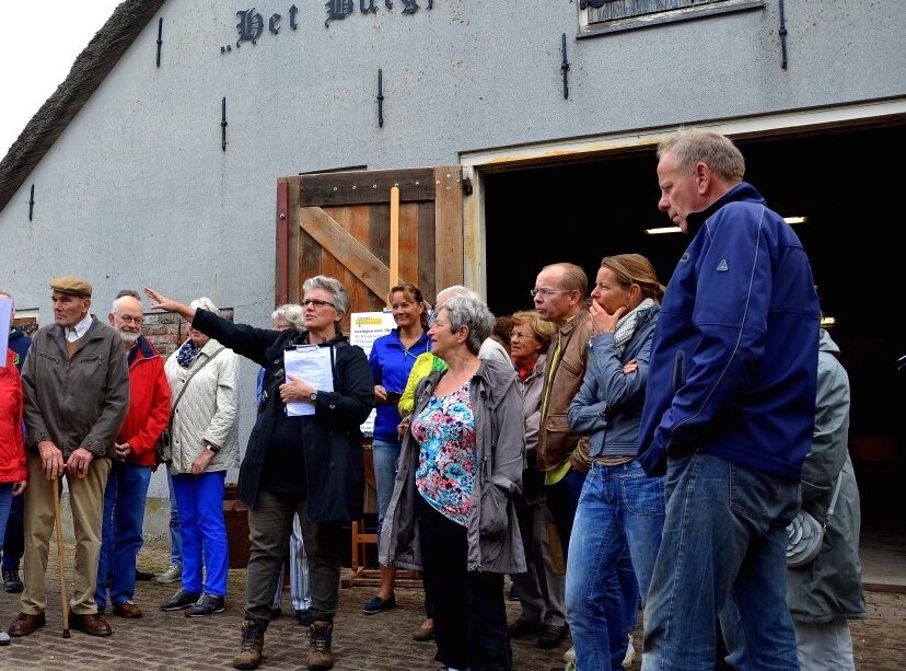 NIEUWS Rondleiding door Carry Vester over omgevingsontwerp monumentale boerderij